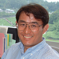 加藤順也教授の顔写真
