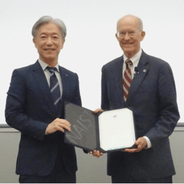 NAIST International Exchange Service Award Presented to Professor Kenneth C. Burtis of the University of California, Davis (September 18, 2026)