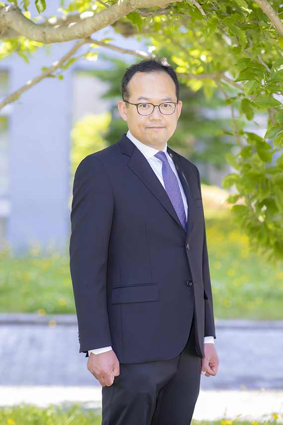 Prof. SUETSUGU Shiro