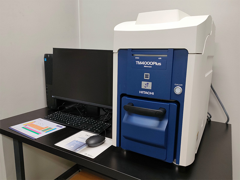 Tabletop Electron Microscope