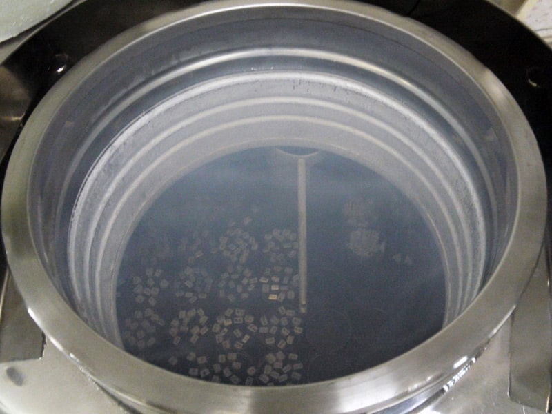 液体窒素凍結保存システム