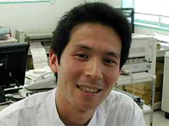 多米田 悟司さんの顔写真