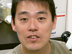 岩脇 隆夫さんの顔写真