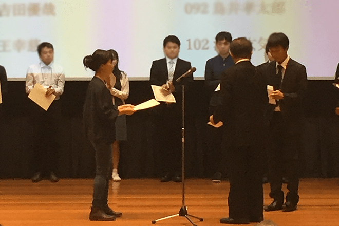 植物生理学研究室の久保田茜助教が「日本時間生物学会」において「日本時間生物学会学術大会優秀ポスター賞」を受賞しました。
