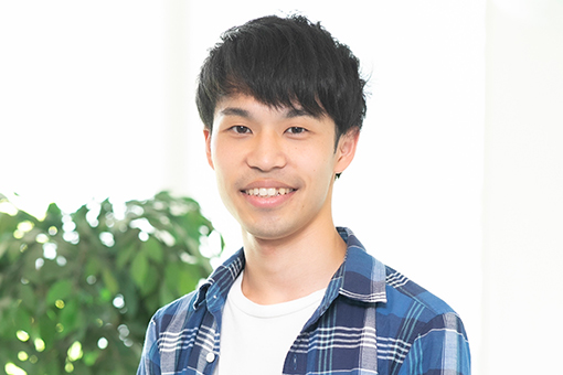 バイオサイエンス領域 植物生理学研究室 特別研究学生の上本恭平さん (京都大学生命科学研究科 統合生命科学専攻 分子代謝制御学分野 後期博士課程2年)が日本時間生物学会学術大会優秀ポスター賞を受賞